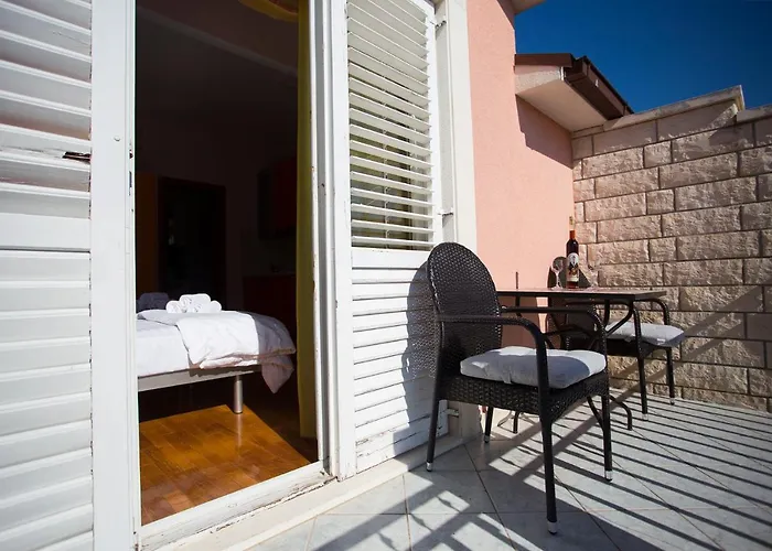 Apartments Villa Paradise